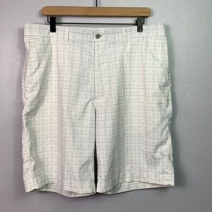 PGA Tour Gray & White Golf Shorts Size 36